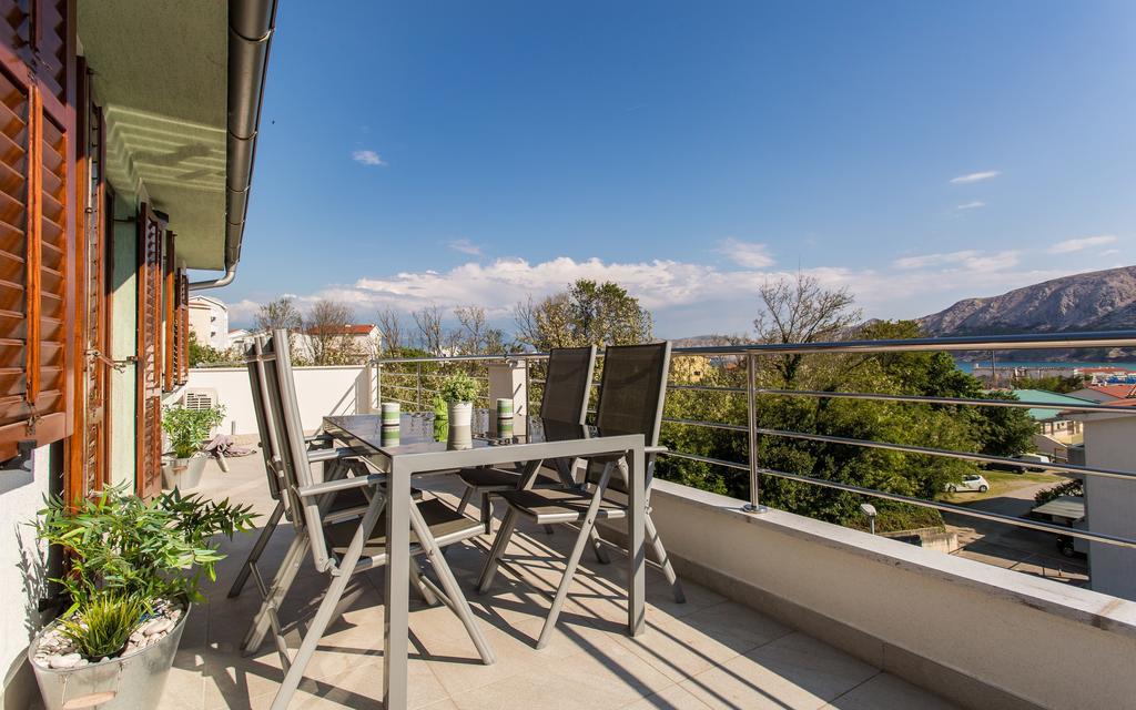 Apartments Frgacic Baška Extérieur photo