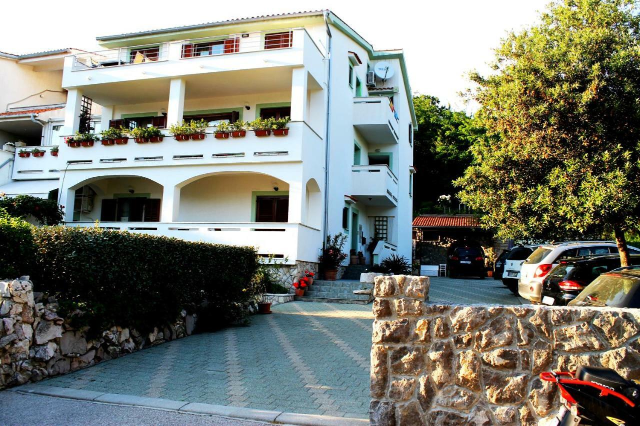 Apartments Frgacic Baška Extérieur photo