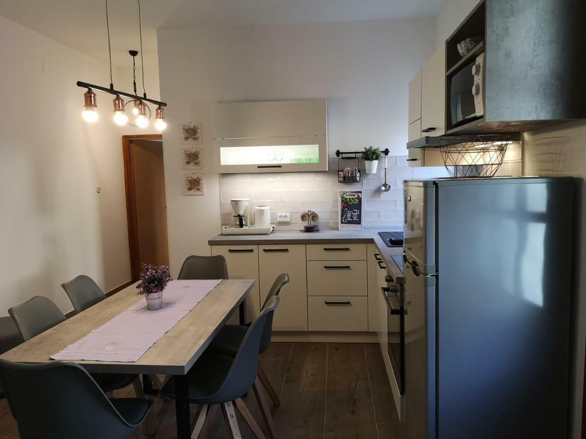 Apartments Frgacic Baška Extérieur photo